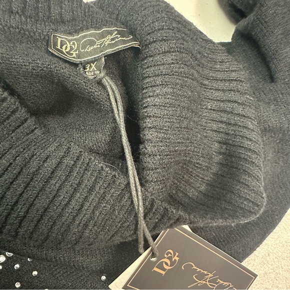 DG2 Women's Black Beaded Turtleneck Pullover Sweater Plus 3X - Picture 5 of 5